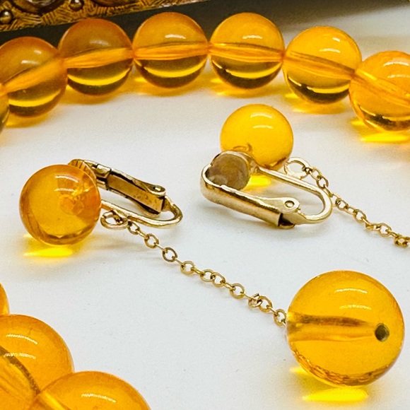 🔥 Vintage Golden Lucite bead Necklace set - Picture 10 of 17